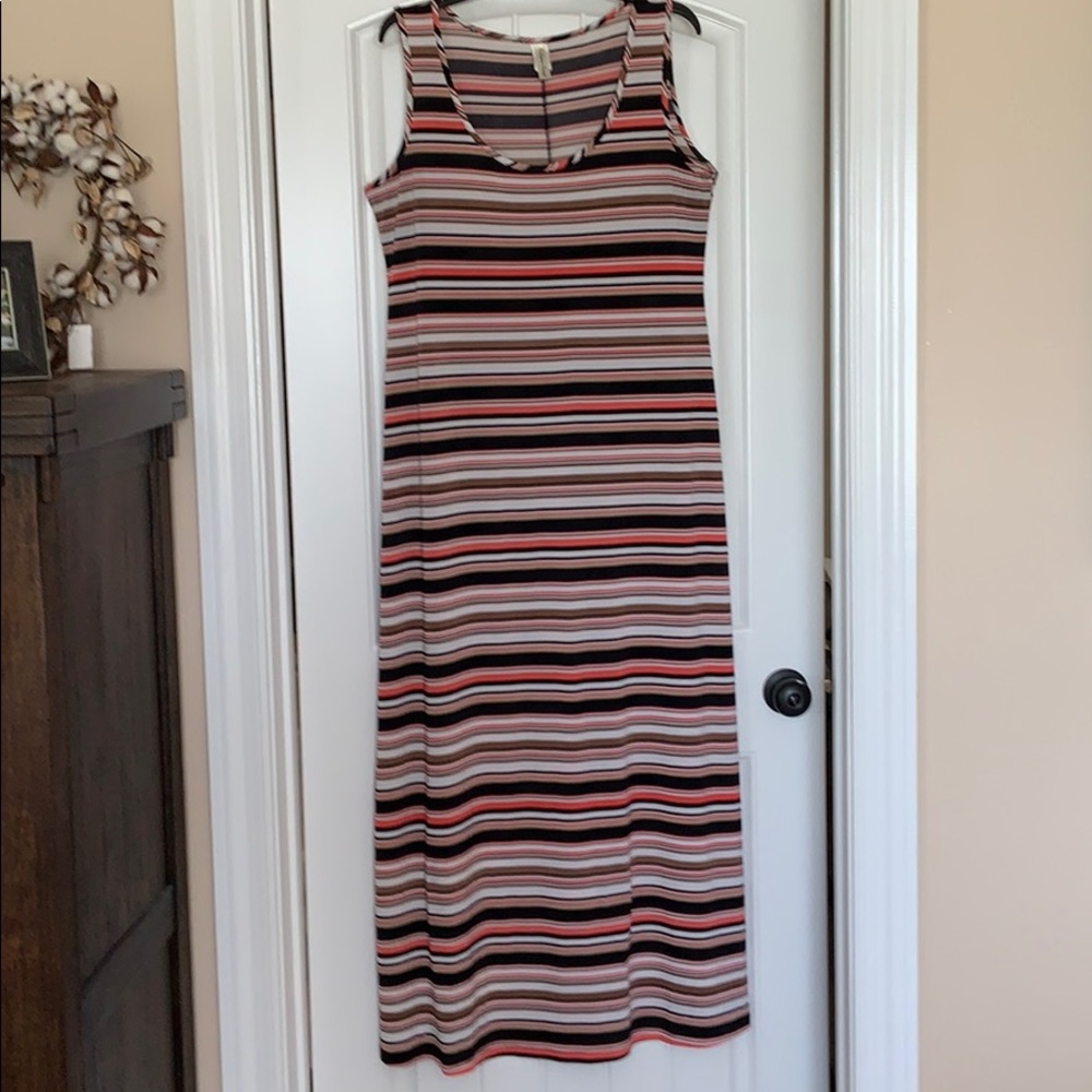 PerSecption Concepts maxi dress. Size XL.
